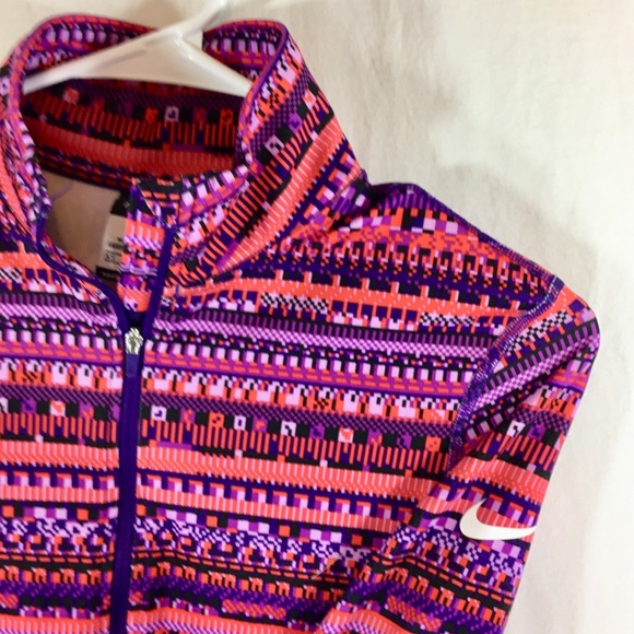 Nike Pro Dri-Fit, XS, Purple & Pink Multi Colors - Picture 2 of 7